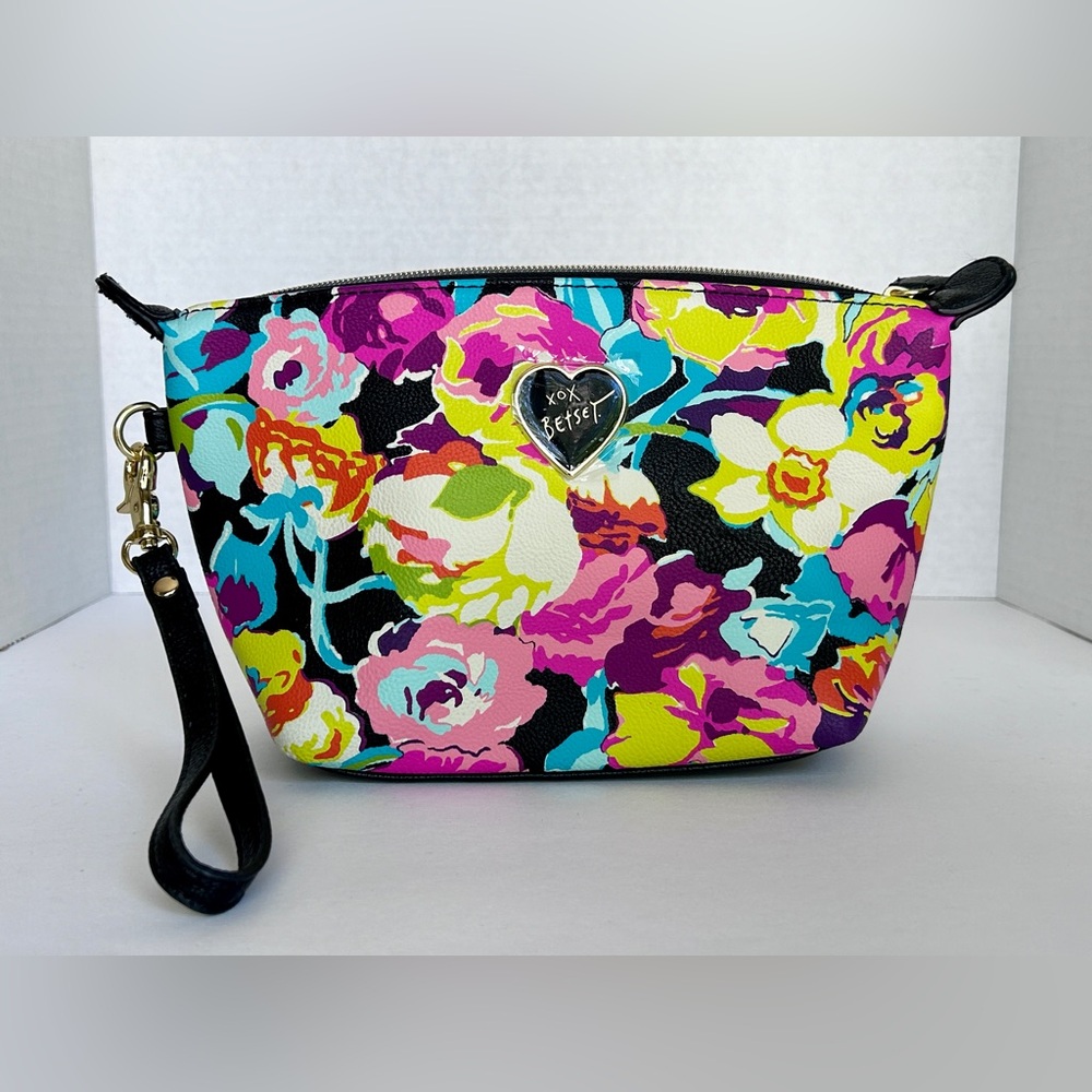 Betsy Johnson Cosmetic Bag / Wristlet - Floral, Black & White